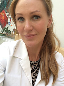 225x300-Madelaine-Mossvik-PKG