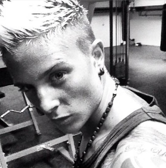 11101748_10153099877795971_1321843101_n