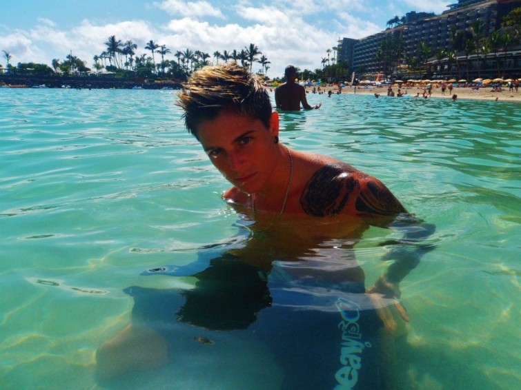 284088_10151223567595971_1332961286_n