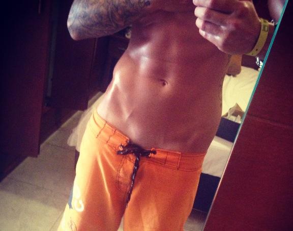 313443_10151488790590971_1231670697_n