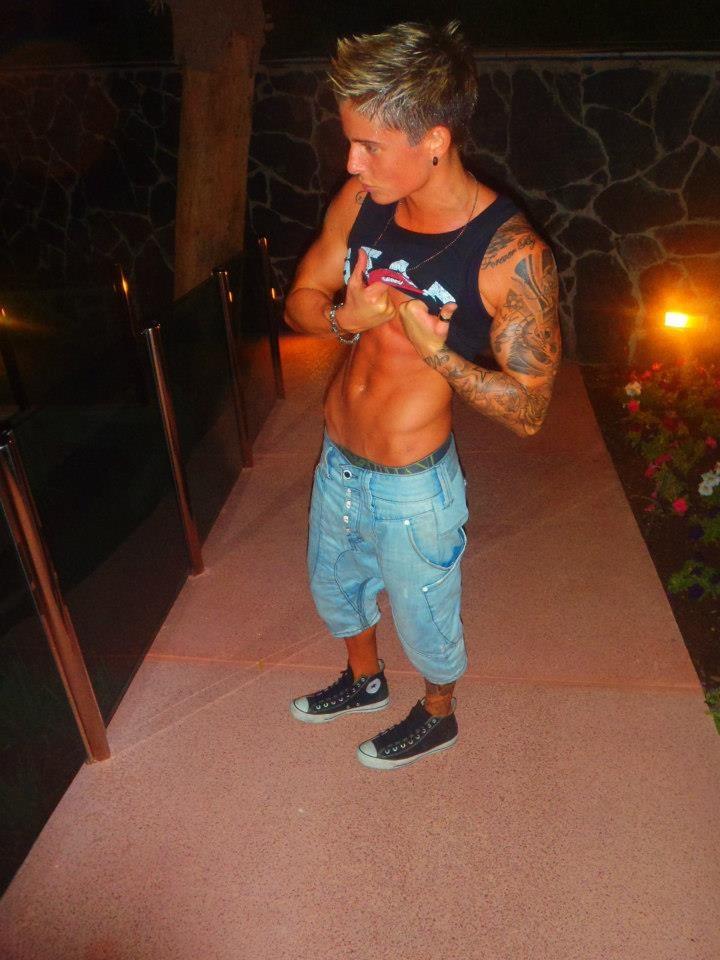 430927_10151344019010971_1621080586_n