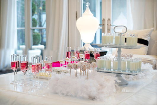 party-idea-of-the-month-fun-pink-and-white-holiday-cocktail-party-part-2-4.jpg image