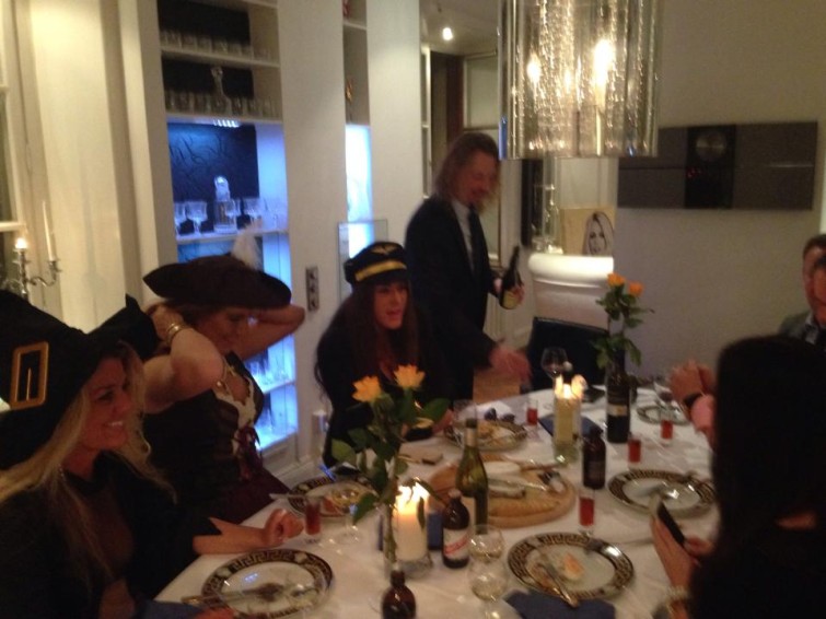 10436087_978150388867295_2864721779931721459_n