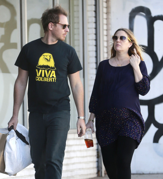 Exclusive Pregnant Drew Barrymore & Will Kopelman Shopping In West Hollywood