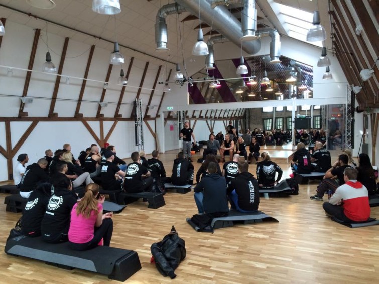 10462339_809790229107466_1701519479176704672_n