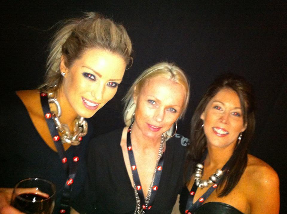 389268_10150657837653105_753398104_9746028_1988440457_n