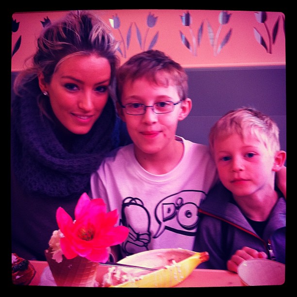 62556812864611e1b10e123138105d6b_7