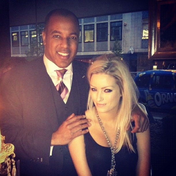 aa64f8188acc11e18bb812313804a181_7