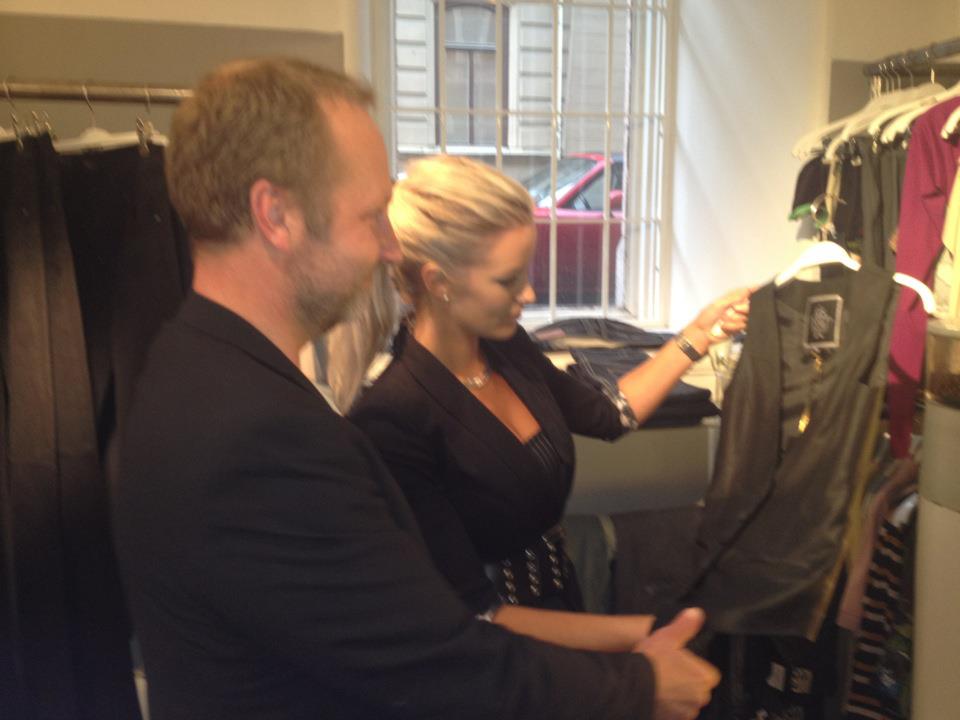 255467_10150864210618772_523258771_9785561_607734641_n