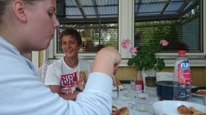 10592823_773072439382302_392646963173504350_n