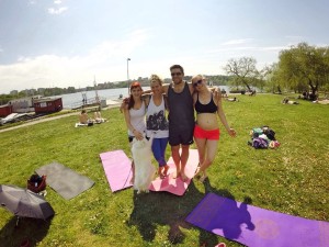 Jag och mina tappra försöksyogis! <3