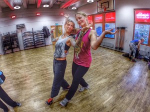 Svettiga och peppade brudar!