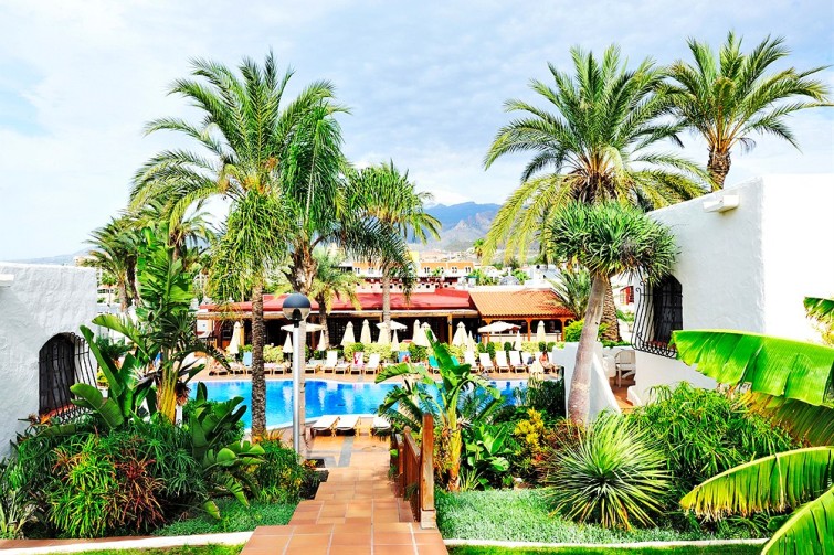 gallery_spain-tenerife-playa-de-las-americas-parque-cristobal__0208756_1412040137