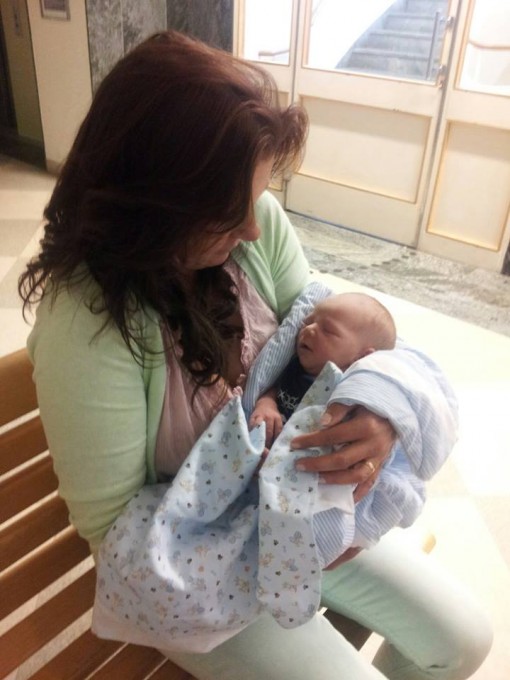 7179_4227584947240_1116180538_n